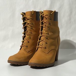 Timberland - Wheat Boot - Size 8.5